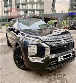 ميتسوبيشي اوتلاندر